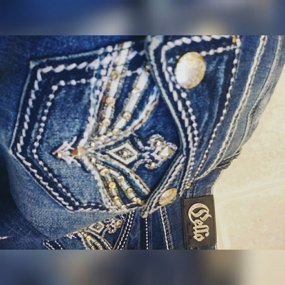 SOLD jeans (RUE21) - Picture 4 of 4